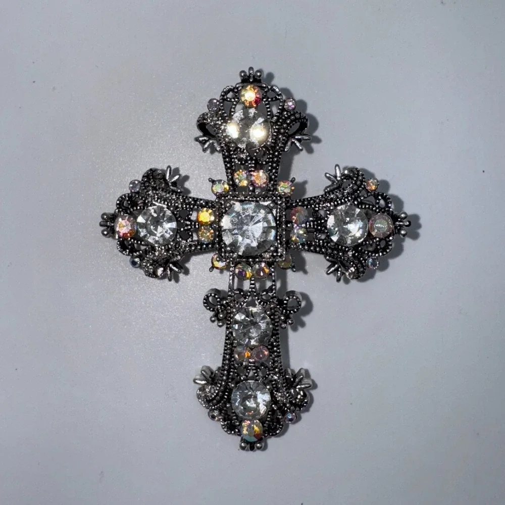 VTG Filigree Cross Brooch Pin Aurora Borealis Rhinestone Silver Tone‎ Religious